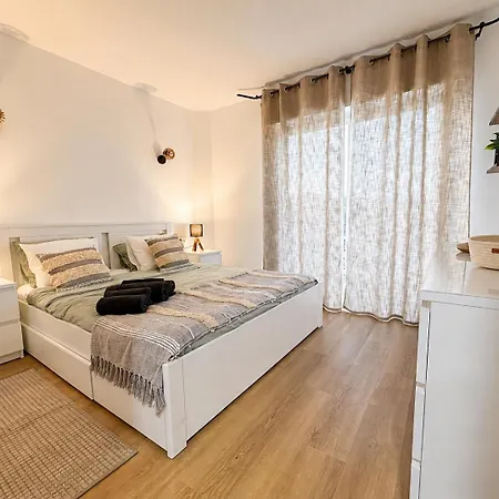 Mira Apartment *